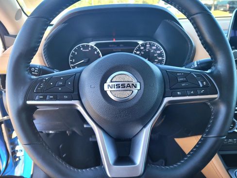 Used 2020 Nissan Sentra SV w/ SV Premium Package FWD image 33