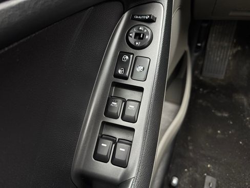 Used 2015 Kia Forte EX image 26