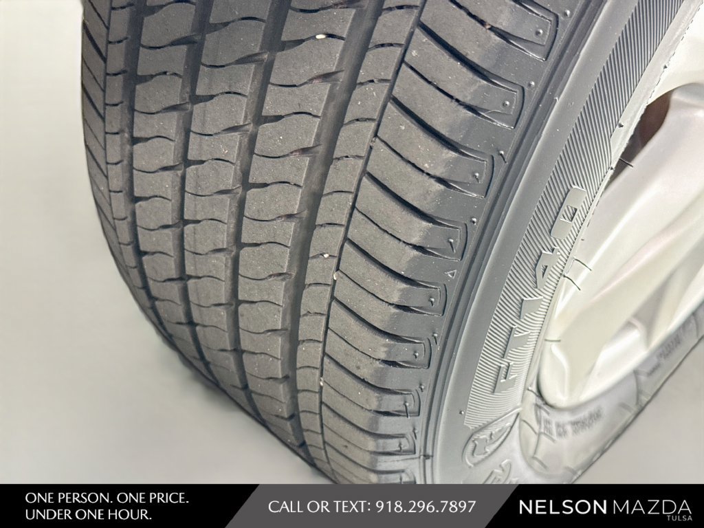 Used 2015 MAZDA MAZDA3 i Touring FWD image 13