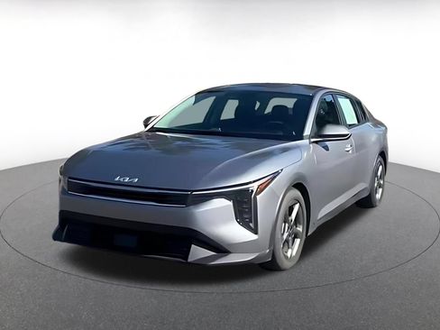 Used 2025 Kia K4 FWD image 7