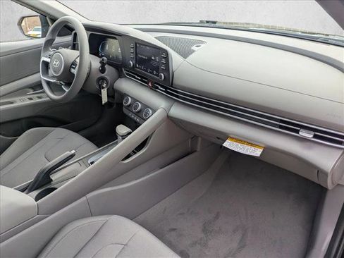 New 2026 Hyundai Elantra SE image 22