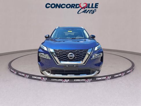Certified 2023 Nissan Rogue Platinum AWD/4WD image 3