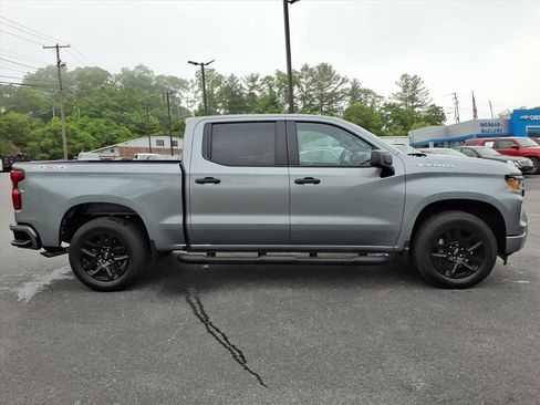 Used 2024 Chevrolet Silverado 1500 Custom AWD/4WD image 8