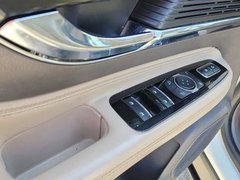 Certified 2022 Lincoln Corsair FWD w/ Equipment Group 101A image 22