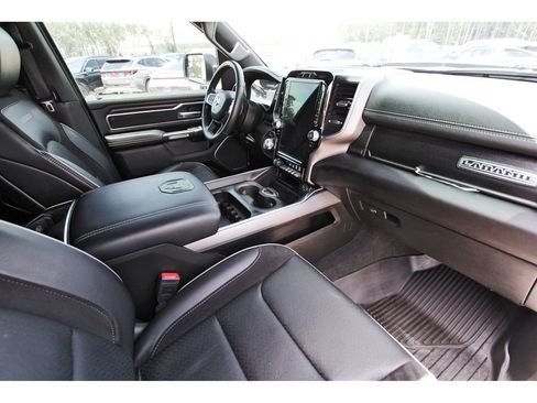 Used 2023 RAM 1500 Laramie AWD/4WD image 27