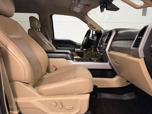 Used 2019 Ford F250 Lariat w/ Tow Technology Bundle AWD/4WD image 22