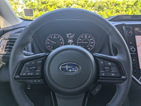 Used 2025 Subaru Ascent Bronze Edition AWD/4WD image 32