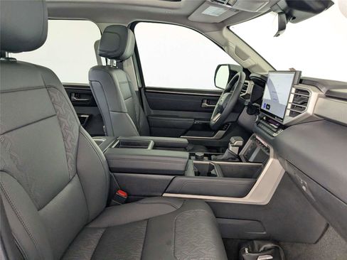 Used 2024 Toyota Tundra Limited w/ Power Package RWD image 29