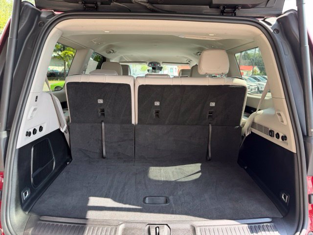 Used 2022 Jeep Wagoneer Series II AWD/4WD image 29