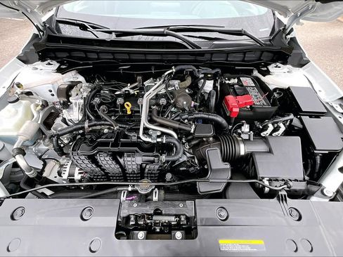 Used 2025 Nissan Altima 2.5 SV image 31