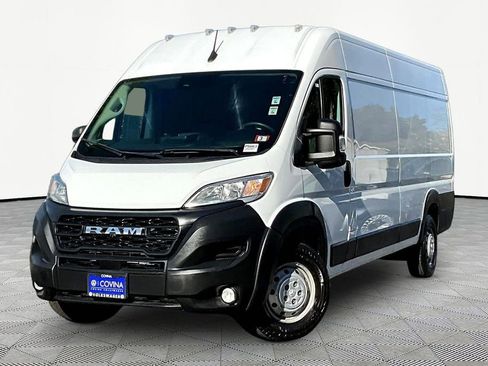 Used 2023 RAM ProMaster 3500 w/ Driver Convenience Group image 3