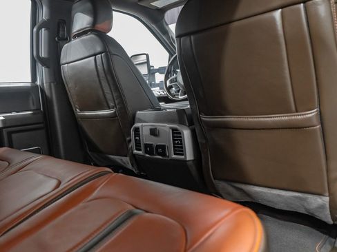 Used 2022 Ford F250 King Ranch w/ King Ranch Ultimate Package AWD/4WD image 38