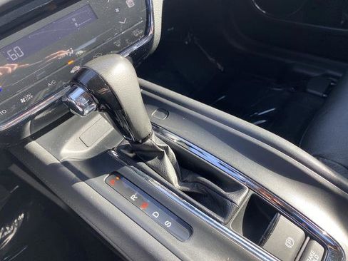 Used 2018 Honda HR-V EX-L image 22