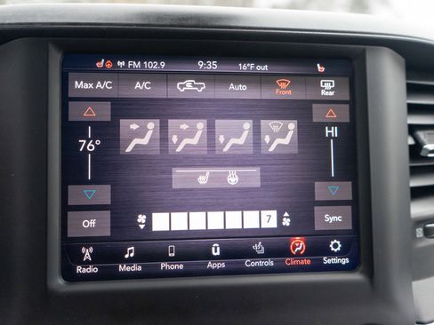 Used 2020 RAM 1500 Big Horn image 15