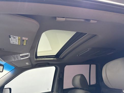 Used 2010 Honda Pilot EX-L image 25