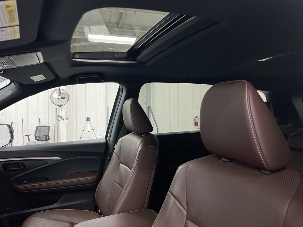 Used 2024 Honda Passport EX-L image 19