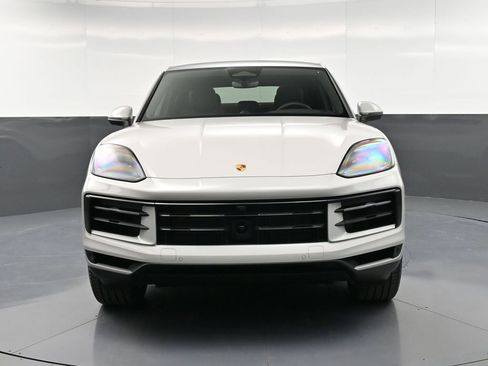 New 2026 Porsche Cayenne Coupe AWD/4WD image 11
