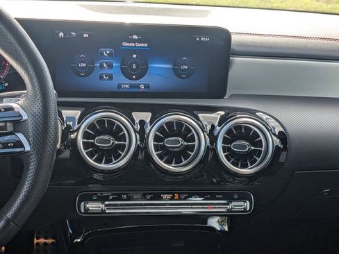 Used 2025 Mercedes-Benz CLA 250 image 15