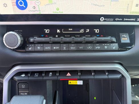Certified 2023 Toyota Sequoia Platinum AWD/4WD image 22