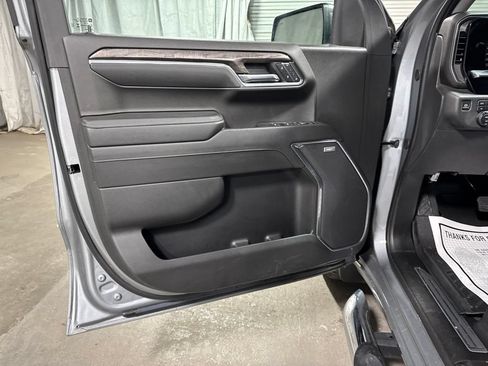 Used 2024 Chevrolet Silverado 1500 LTZ w/ Z71 Off-Road Package AWD/4WD image 15