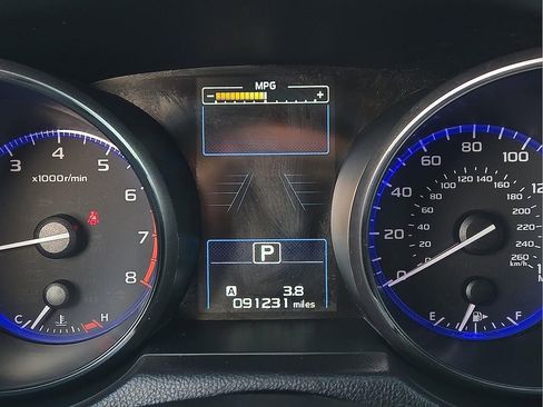 Used 2016 Subaru Outback 3.6R Limited image 19