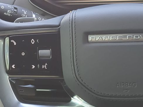 Used 2023 Land Rover Range Rover SE AWD/4WD image 26