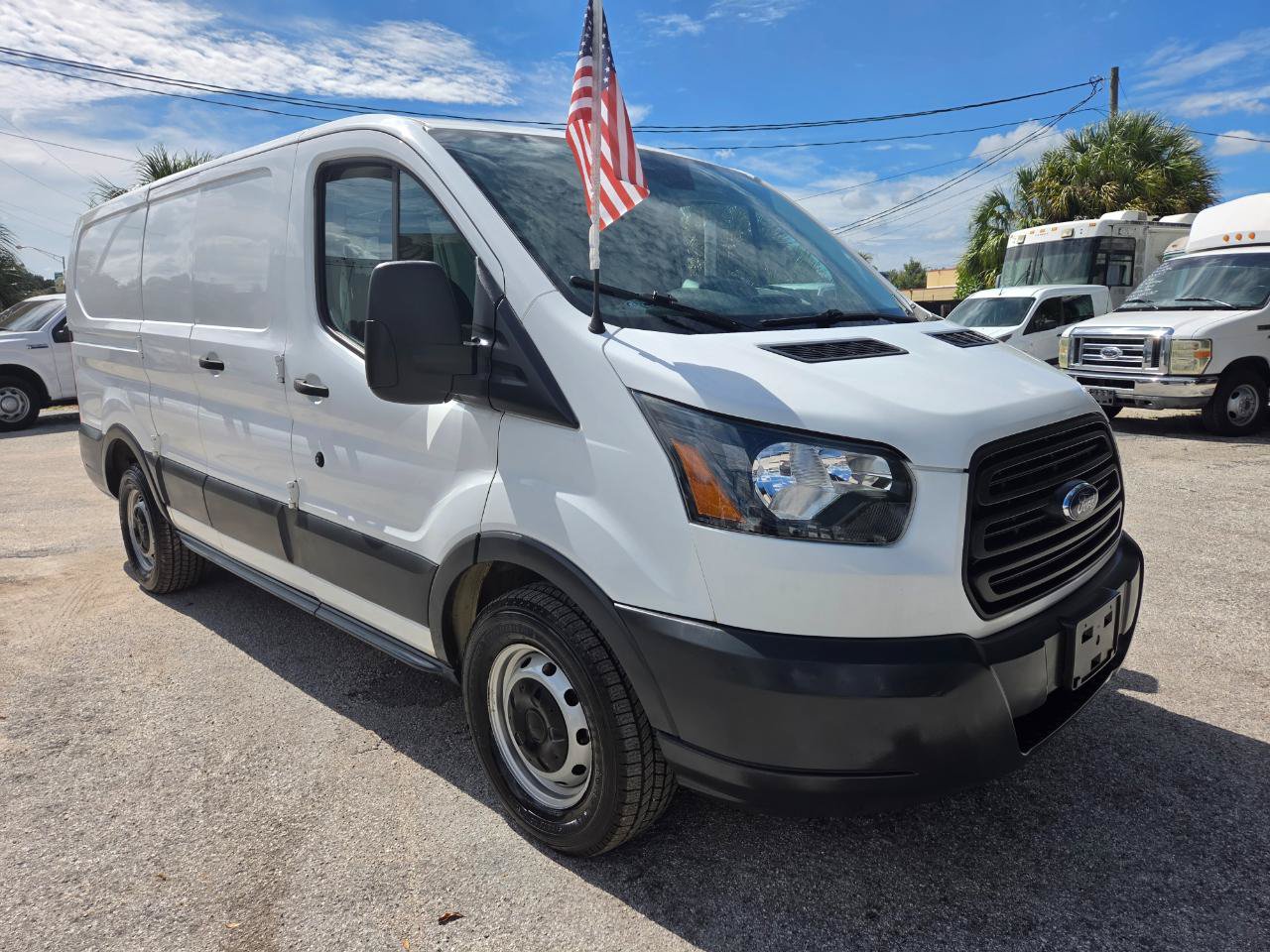 Used 2018 Ford Transit 150 130 Low Roof RWD image 8