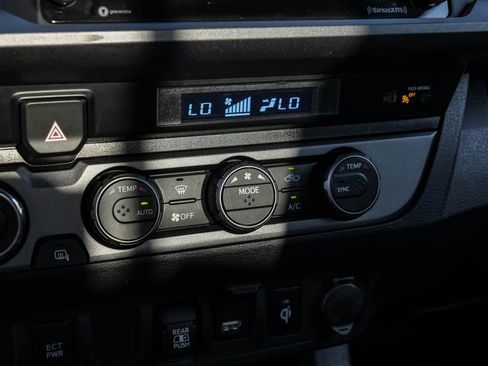 Used 2023 Toyota Tacoma TRD Off-Road image 25