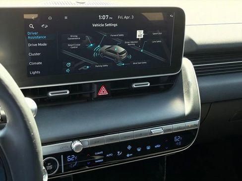 Used 2024 Hyundai Ioniq 5 SEL image 17