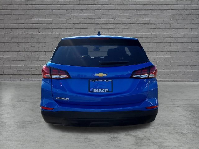 Used 2024 Chevrolet Equinox LS w/ LS Convenience Package FWD image 4