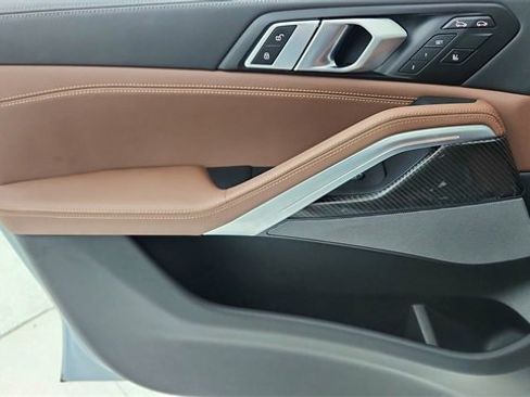 Used 2025 BMW X6 M60i image 34