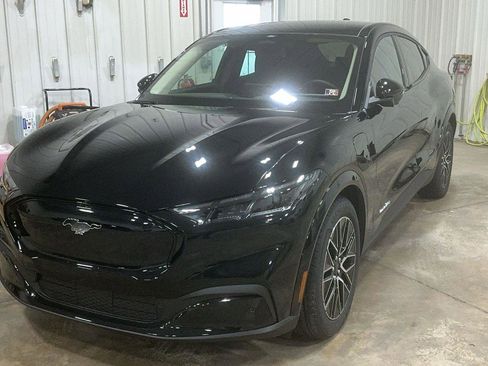 New 2025 Ford Mustang Mach-E Premium image 1