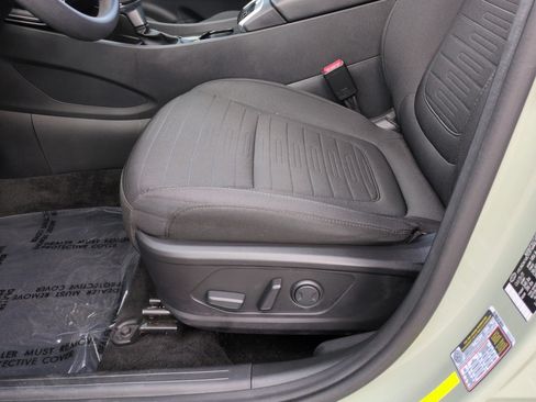 Used 2022 Hyundai Santa Cruz SEL w/ Activity Package FWD image 13