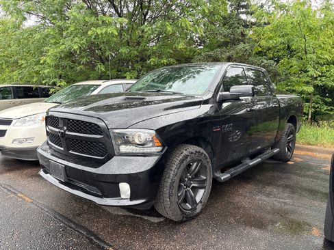 Used 2017 RAM 1500 Sport w/ Convenience Group AWD/4WD image 1