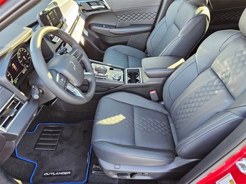 New 2025 Mitsubishi Outlander SEL Black Edition image 7