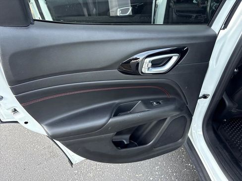 Used 2022 Jeep Compass Trailhawk w/ Trailhawk Convenience Group image 39