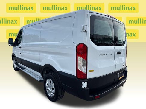 Used 2025 Ford Transit 250 Low Roof w/ Exterior Upgrade Package RWD image 9