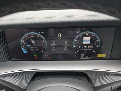 New 2026 Volkswagen Tiguan S image 21