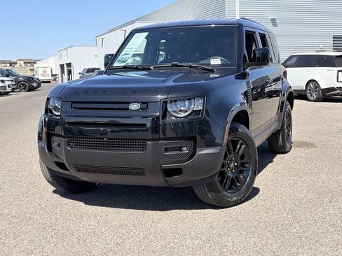 Used 2025 Land Rover Defender 110 S AWD/4WD image 4