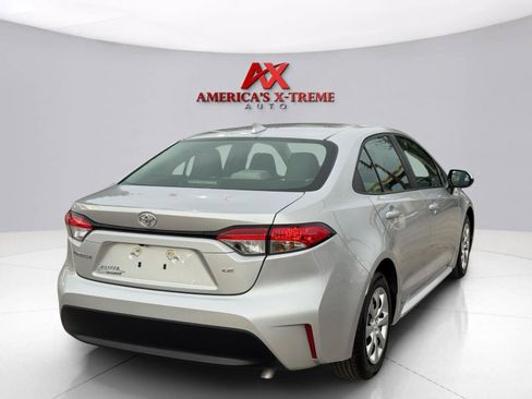 Used 2025 Toyota Corolla LE FWD image 6