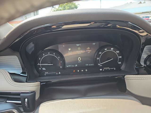Used 2022 Lincoln Corsair AWD w/ Premium Package image 13