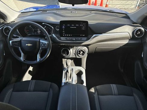 Certified 2025 Chevrolet Blazer LT image 14