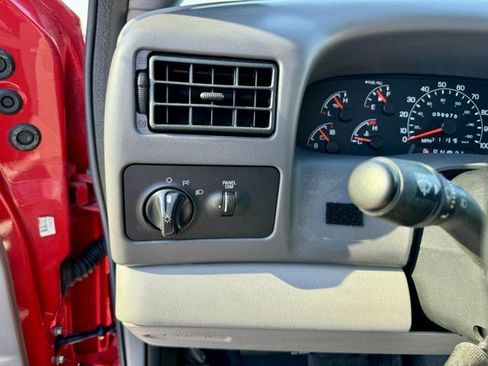 Used 2000 Ford F250 XL image 23