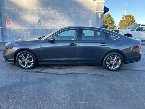 Used 2024 Honda Accord EX image 4
