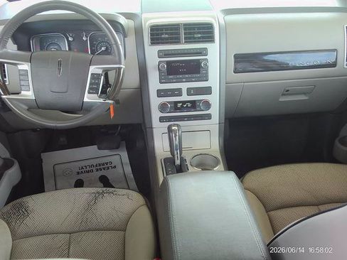 Used 2008 Lincoln MKX 2WD image 6