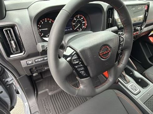 New 2026 Nissan Frontier PRO-4X w/ Pro-4x Convenience Package AWD/4WD image 10