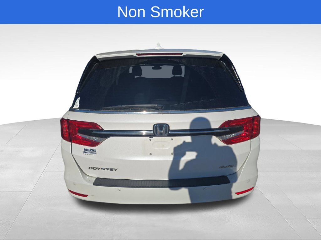 Used 2023 Honda Odyssey Elite image 9