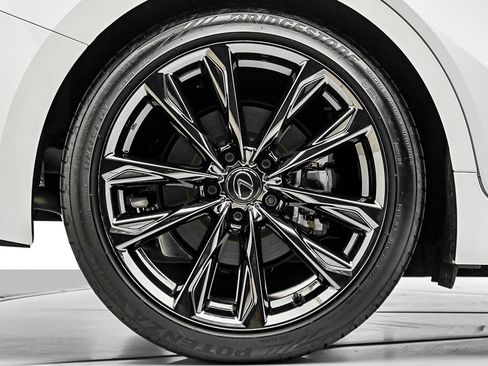 Used 2025 Lexus IS 350 F Sport w/ Navigation Package RWD image 33
