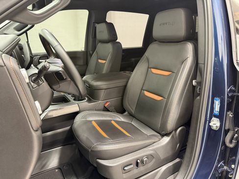 Used 2023 GMC Sierra 2500 AT4 image 10