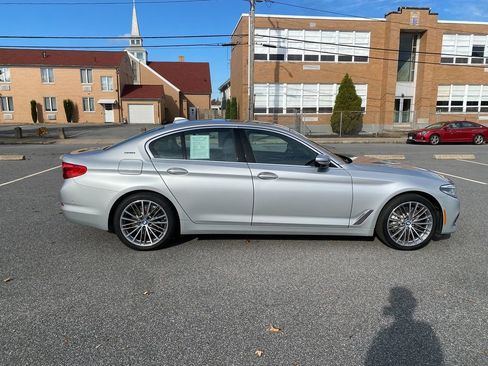 Used 2018 BMW 530e xDrive 530e xDrive iPerformance image 4